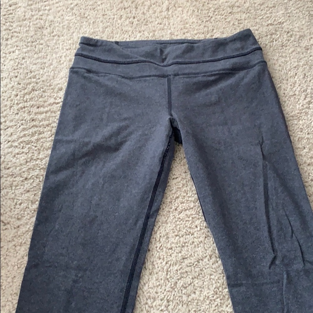 Lululemon cropped leggings